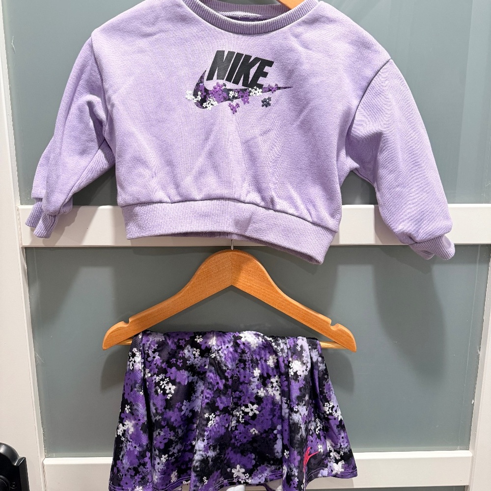 Toddler Nike Set, NWOT, Size 18mo